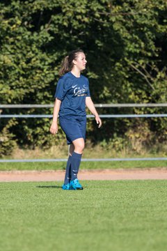 Bild 382 - B-Juniorinnen Krummesser SV - SV Henstedt Ulzburg : Ergebnis: 0:3